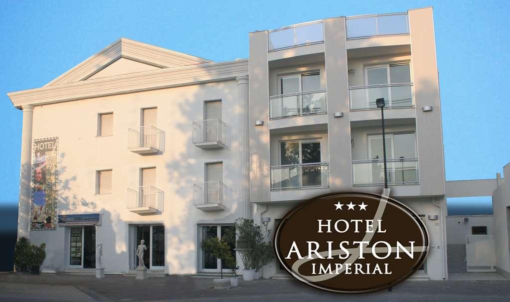 Hotel Ariston Imperial Порто-Гарибальди Экстерьер фото